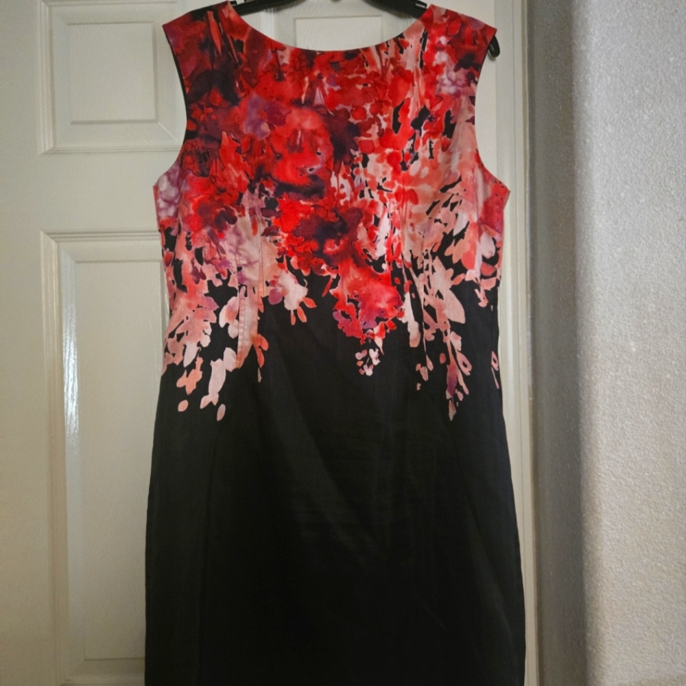 Tahari White and Pink Sheath Dress Sleeveless Scoop Neck Midi